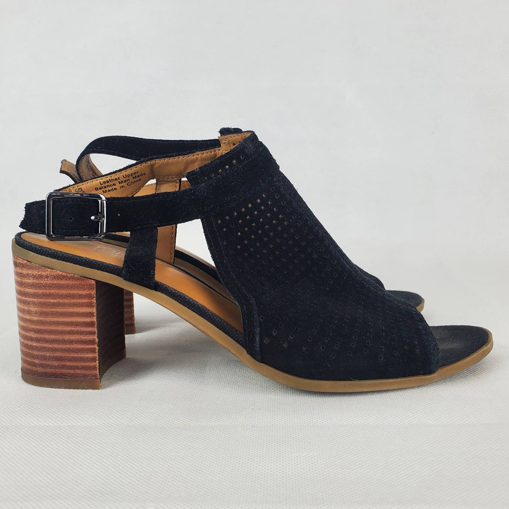 Franco Sarto Leather Harlet2 Peep Toe Sandals with Block Heel Slingback EUC 9.5M - Picture 2 of 10